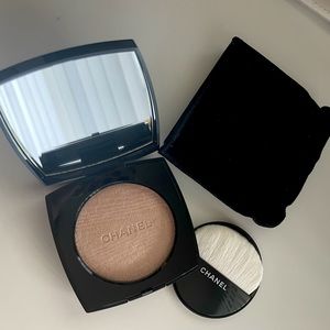 Chanel Poudre Lumier Highlighting Powder